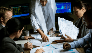 How Business Consulting Services in Dubai Help Companies Improve Financial Performance